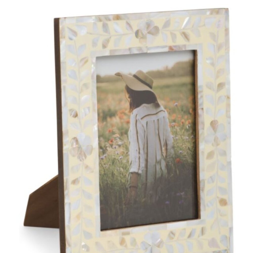 NWT SAGEBROOK HOME Mother of Pearl Floral Pattern Tabletop Photo Frame 5x7